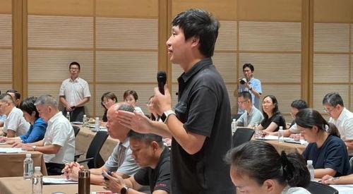 宁波爆料新闻记者,记者深入调查,揭示城市热点事件背后的真相 第2张 宁波爆料新闻记者,记者深入调查,揭示城市热点事件背后的真相 第2张